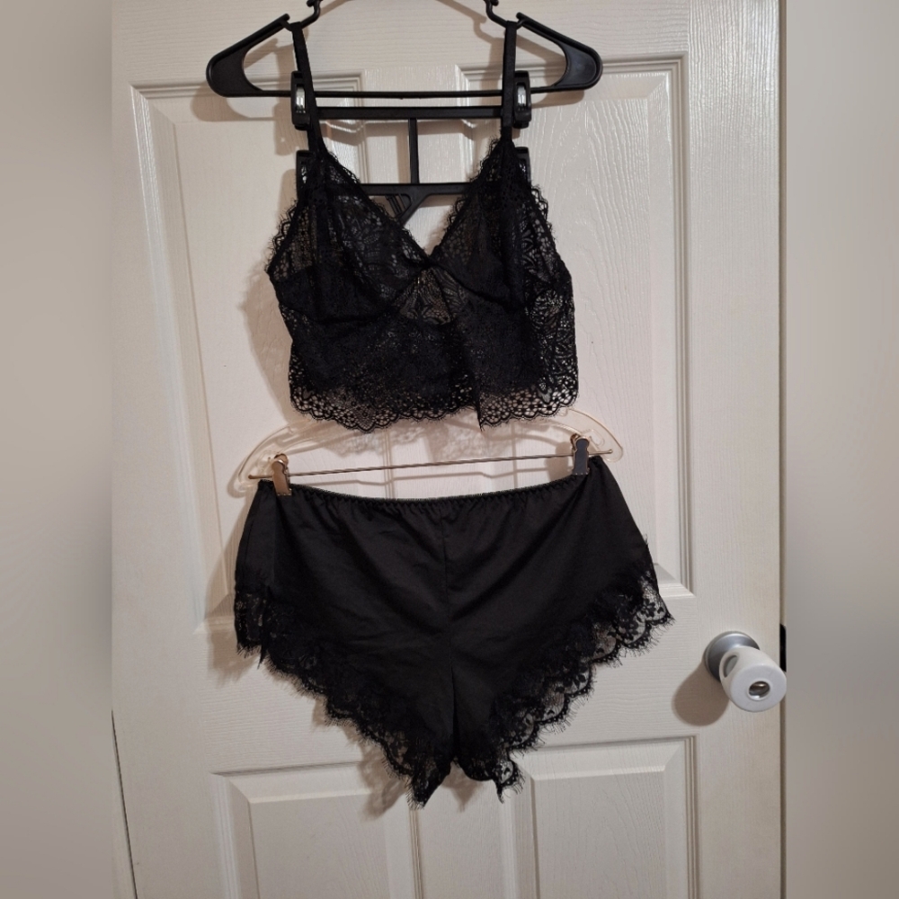 Sexy see through bra and lace panty